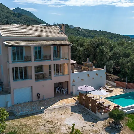Sarakinos * Krinias