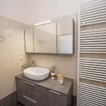 Vila Sarakinos *