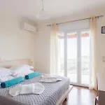Vila Sarakinos