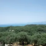 Vila Sarakinos *